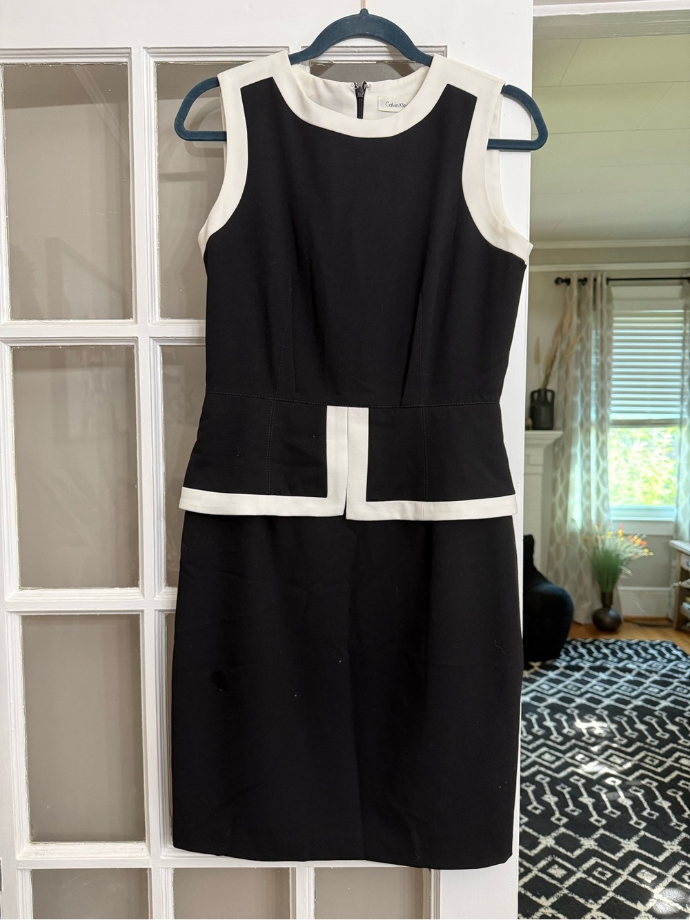 Calvin Klein Black and White Contrast Trim Sleeveless Sheath Dress